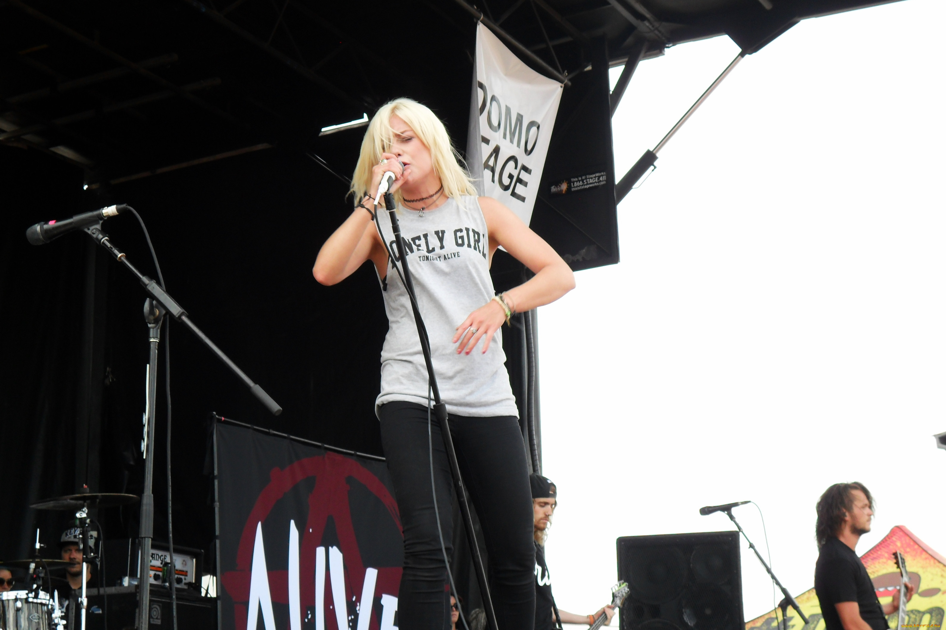 , tonight alive, tonight, alive